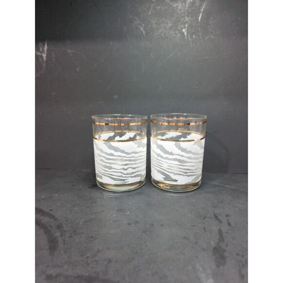 Culver Clear Frosted Zebra Glasses Set, 4.25", Double Old Fashioned Glassware - Picture 3 of 10